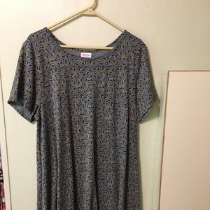 Lularoe Disney Carly 2 xl